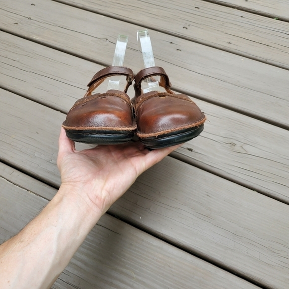 Naot Gardenia Brown Leather Cork Sole Mary Jane Slingback Strap Boho Flats 41 - Picture 6 of 9
